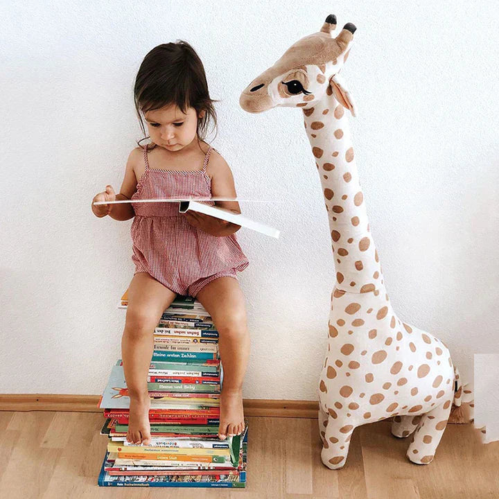Nordic Style Giraffe Plush Toy – Self-Standing Soft Toy in 3 Sizes