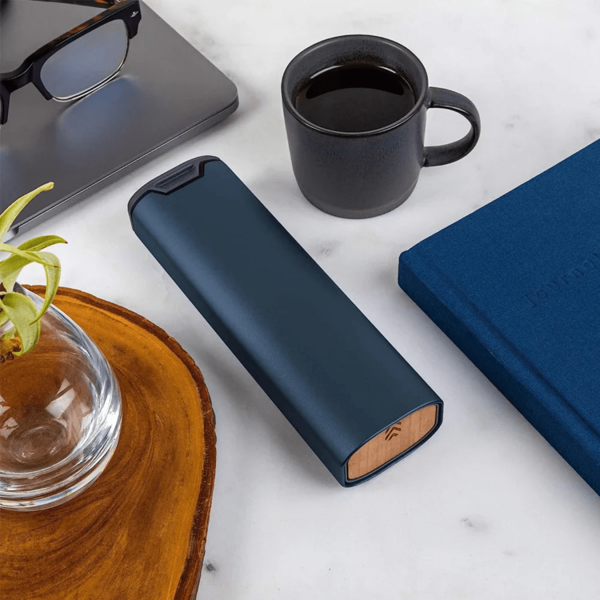 7-Day Pill Organizer with Sealed Compartments and Engraved Days