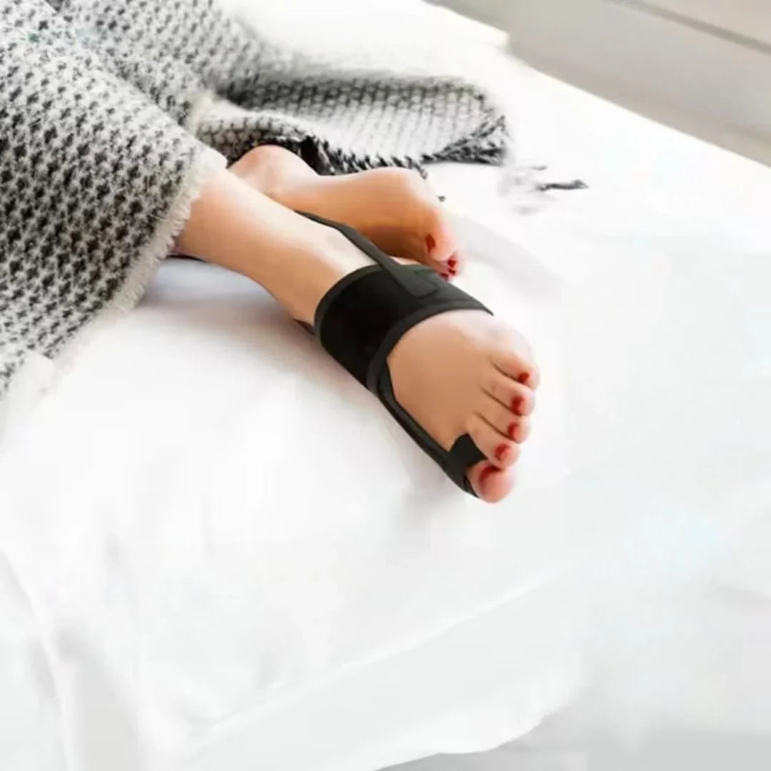 Adjustable Hallux Valgus Night Splint with Ergonomic Foot Support