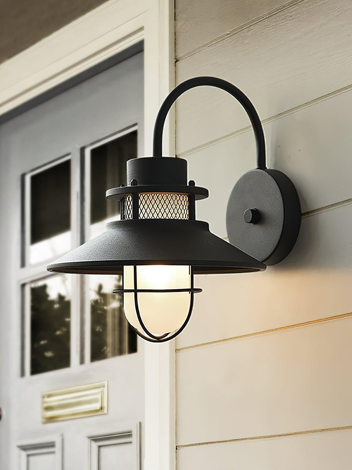 Industrial IP44 Outdoor Wall Light