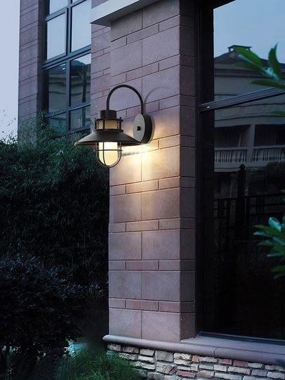 Industrial IP44 Outdoor Wall Light