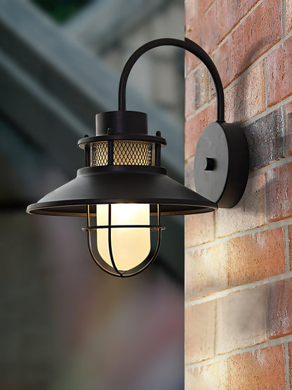 Industrial IP44 Outdoor Wall Light