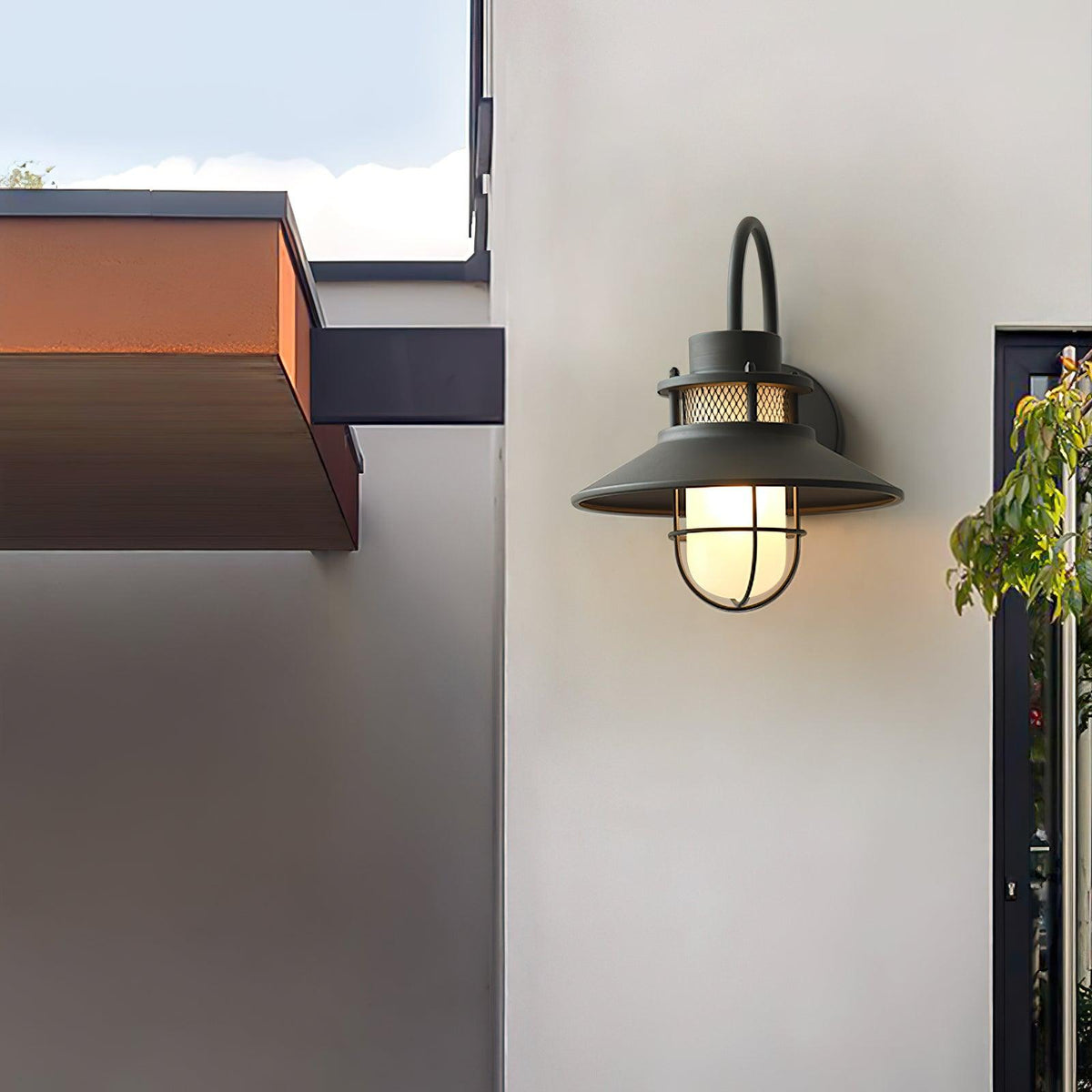 Industrial IP44 Outdoor Wall Light