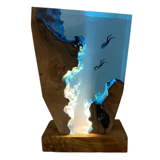 Lampada Subacqueo Handmade Ocean Resin Lamp with Soft Ambient Glow