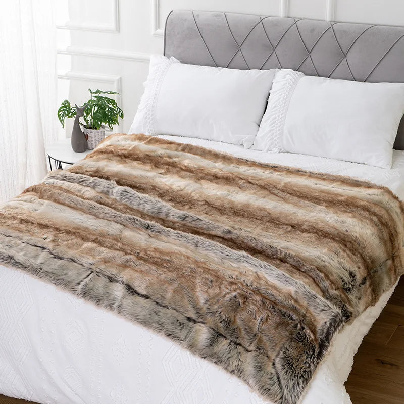 Luxurious Faux Fur Throw Blanket Soft Cozy Mink Style Blanket