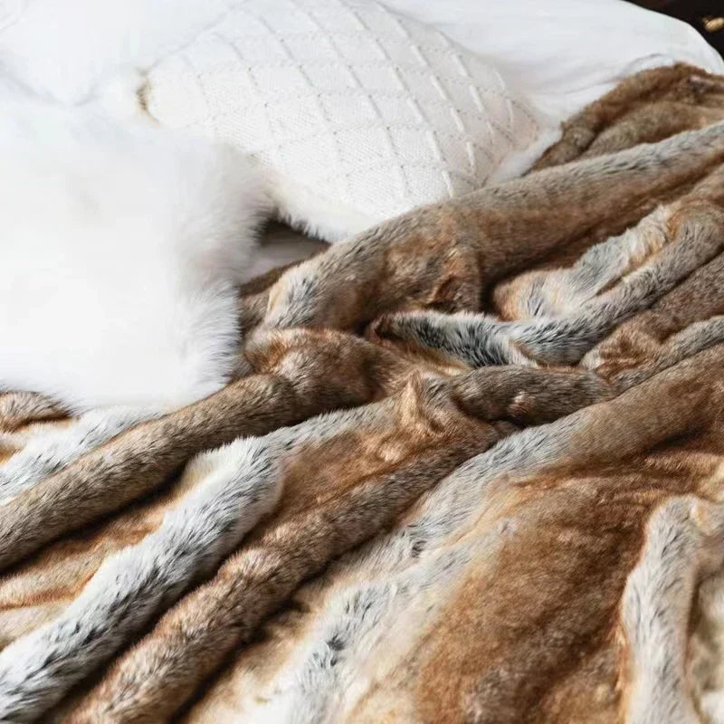 Luxurious Faux Fur Throw Blanket Soft Cozy Mink Style Blanket