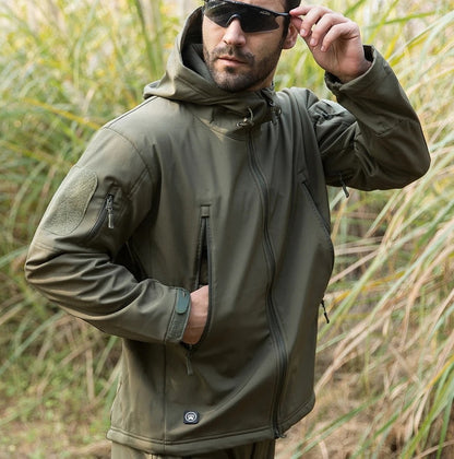 MaxShield Waterproof Outdoor Set with Fleece Lining and Multiple Pockets