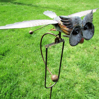 Metal Eagle and Owl Garden Decoration with Moving Wing Design