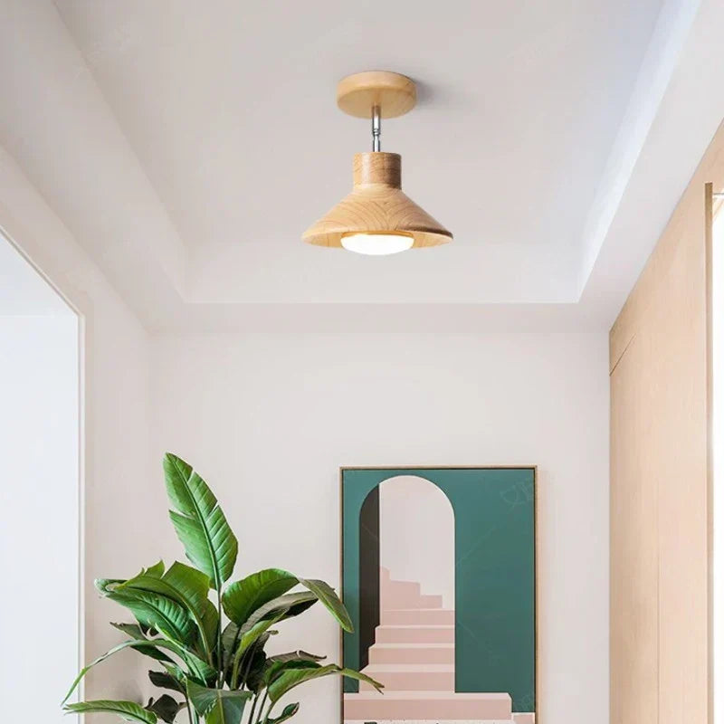 Lampada da soffitto conica in legno naturale, con direzione regolabile