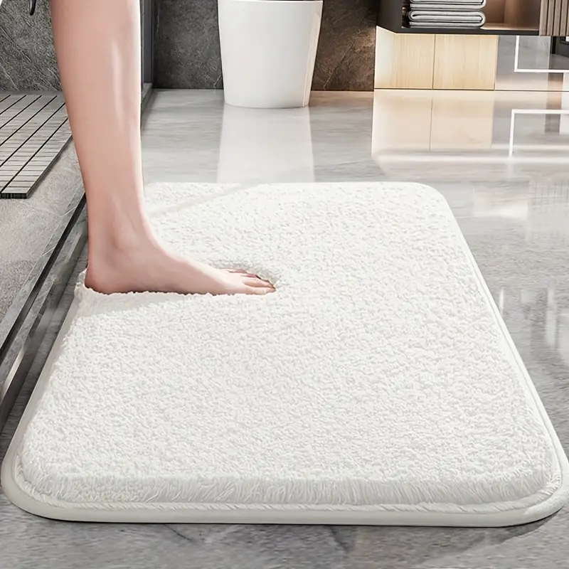 Non-Slip Bath Mat with Soft Texture and Rounded Modern Design