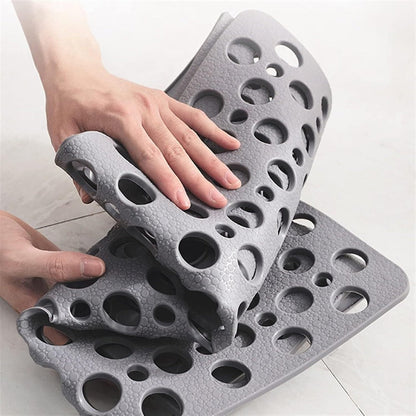 Non-Slip Bath Mat with Suction Cups and Quick-Drain Surface