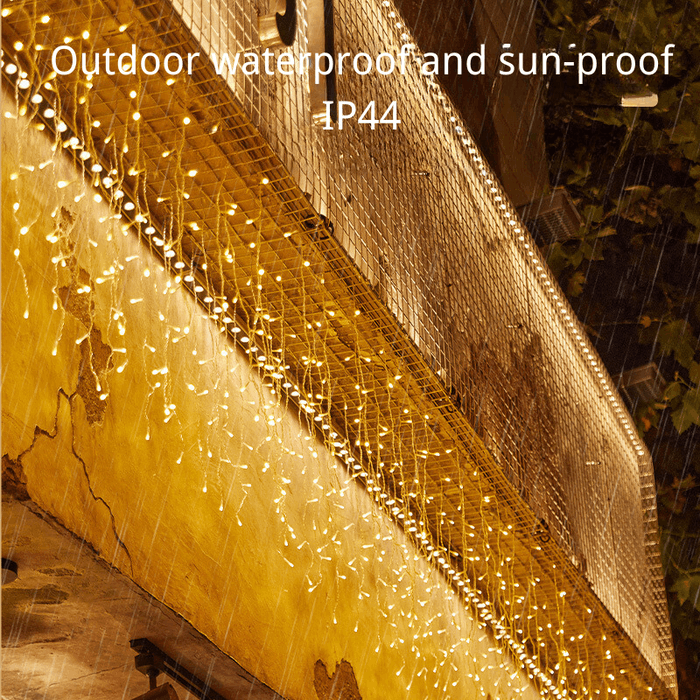 Outdoor Waterfall Fairy Light String with IP44 Water Resistance