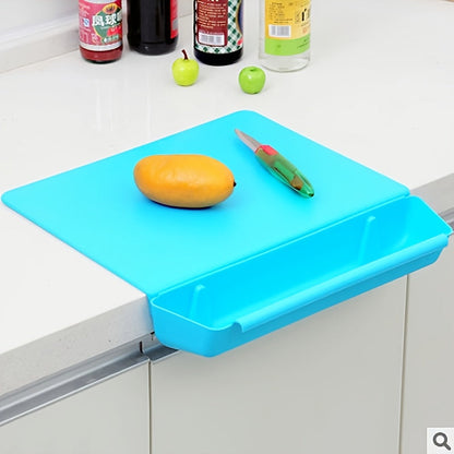 Portable Chopping Board with Detachable Food Storage Container