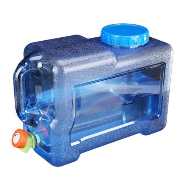 Portable Outdoor Water Storage Barrel with Spigot and Multiple Capacity Options