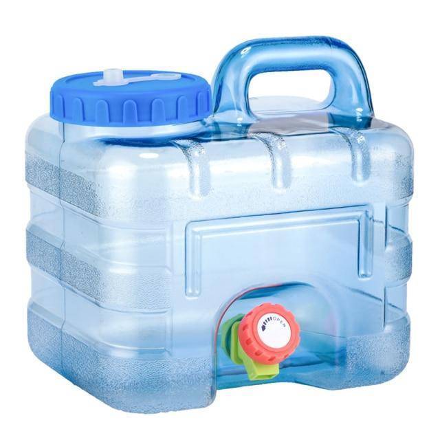 Portable Outdoor Water Storage Barrel with Spigot and Multiple Capacity Options