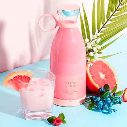 Portable Rechargeable Juice Blender with Stainless Steel Blades