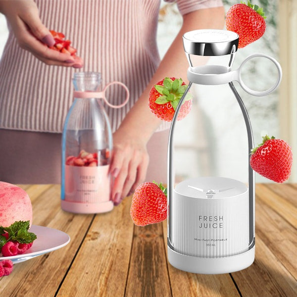 Portable Rechargeable Juice Blender with Stainless Steel Blades