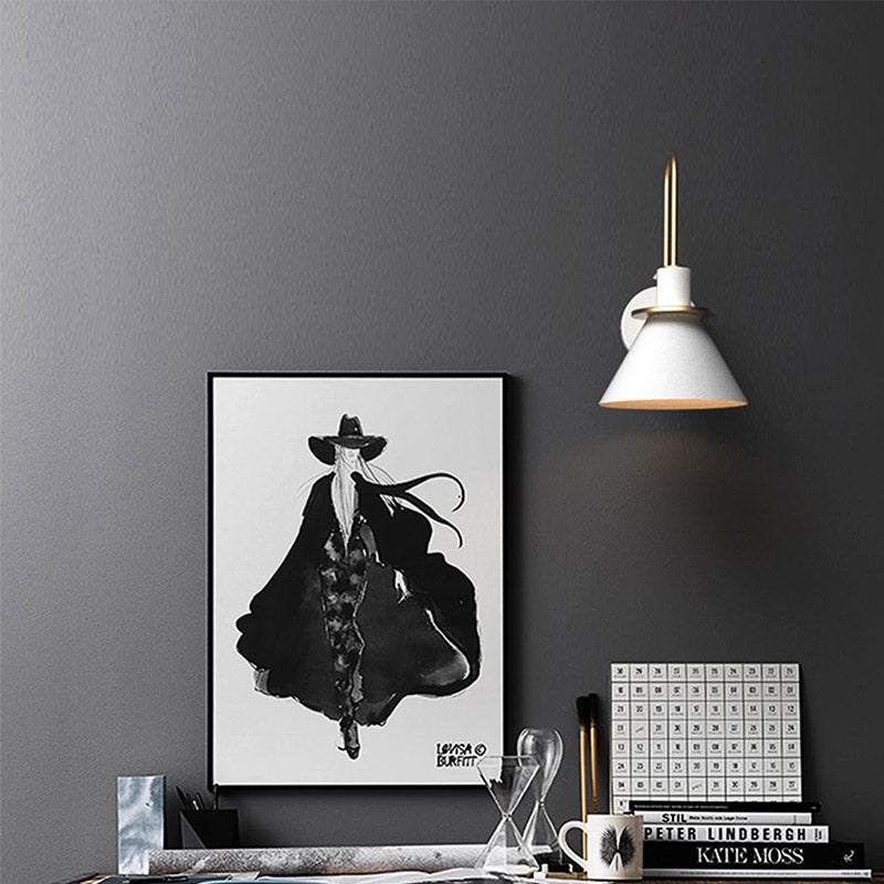 Postmodern Iron Wall Lamp