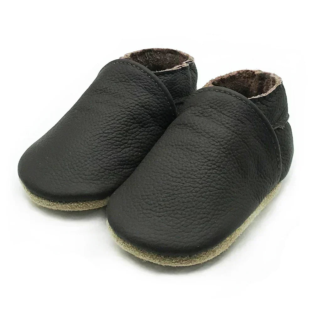Soft Baby Booties with Elastic Closure for Newborns and Infants
