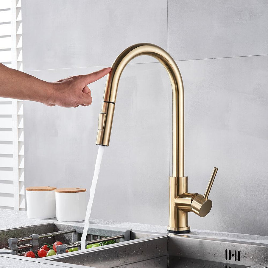 Touchless Pull-Out Kitchen Tap with Flexible Spout and Brass Construction