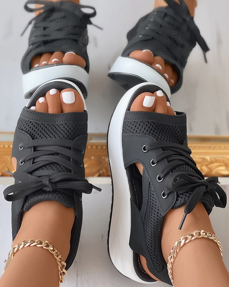 Women's Lightweight Sandals with Breathable Design and Supportive Insole