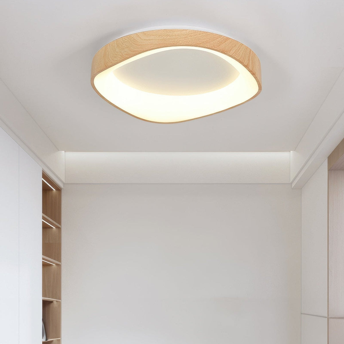 Plafoniera a filo soffitto effetto venatura del legno